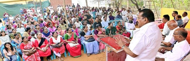കെ ചിണ്ടേട്ടൻ അനുസ്‌മരണം കാലിച്ചാമരത്ത് സിപിഐ എം കേന്ദ്രകമ്മിറ്റിയംഗം ഇ പി ജയരാജൻ ഉദ്‌ഘാടനംചെയ്യുന്നു