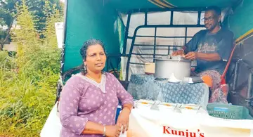 സി അനുരാജും ഭാര്യയും വാഹനത്തിൽ ബിരിയാണി വിൽക്കുന്നു 