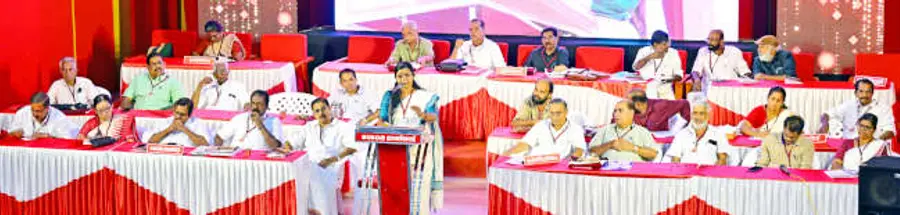 കർഷകസംഘം ജില്ലാ സമ്മേളനം പി പത്മനാഭൻ മാസ്‌റ്റർ നഗറിൽ (തിമിരി ബാങ്ക്‌ ഓഡിറ്റോറിയം) അഖിലേന്ത്യാ കിസാൻസഭാ വൈസ്‌ പ്രസിഡന്റ്‌ എസ്‌ കെ പ്രീജ ഉദ്‌ഘാടനംചെയ്യുന്നു