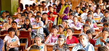 കാസർകോട് ഗവ. യുപി സ്കൂളിൽ നടന്ന കാസർകോട് ഉപജില്ലാ അക്ഷരമുറ്റം ടാലന്റ് ഫെസ്റ്റിൽ എൽപി വിഭാഗത്തിൽ  മത്സരിക്കുന്ന വിദ്യാർഥികൾ    ഫോട്ടോ ശരത് കൽപ്പാത്തി