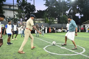 പ്രത്യേക പരിഗണ അർഹിക്കുന്ന കുട്ടികൾക്കായി ക്ലബ് ഇൻ്റിപെൻ്റൻസ് സംഘടിപ്പിച്ച ഫുട്ബോൾ മത്സരം മന്ത്രി ഒ ജെ ജനീഷ് ഉദ്ഘാടനം ചെയ്യുന്നു