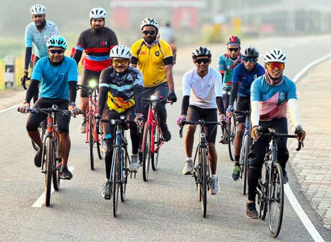 തൃക്കരിപ്പൂർ സൈക്ലിങ് ക്ലബ് സംഘടിപ്പിക്കുന്ന വെർച്വൽ സൈക്ലിങ് ചലഞ്ചിൽനിന്ന്‌