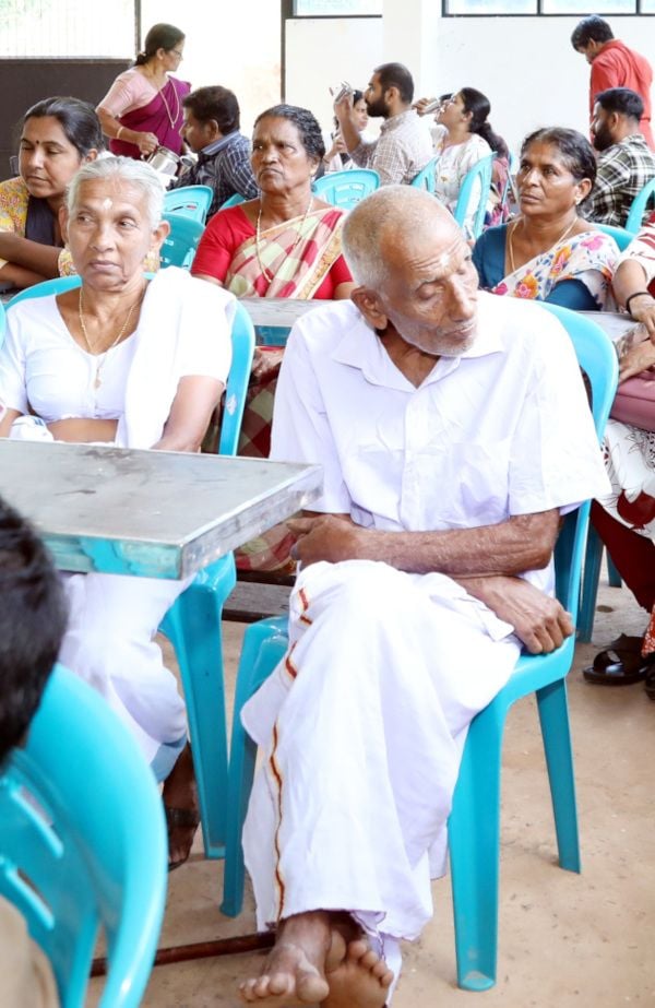 മടിക്കൈ പഞ്ചായത്ത് സംഘടിപ്പിച്ച വയോജന സംഗമത്തിൽ തമ്പാൻ