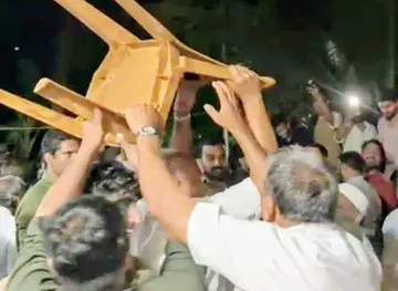 ചെക്യാട് പഞ്ചായത്ത് കോൺഗ്രസ് സ്ഥാനാർഥി നിർണയ ചർച്ചയിലുണ്ടായ സംഘർഷം