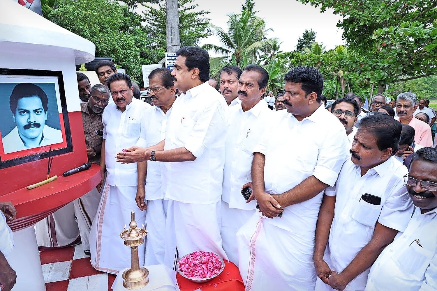 അനുസ്മരണം 