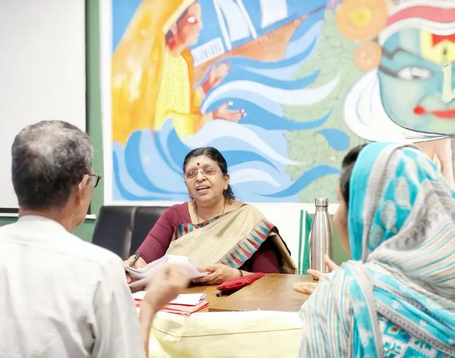 താലൂക്ക് കോൺഫറൻസ് ഹാളിൽ നടന്ന വനിതാ കമീഷൻ സിറ്റിങ്ങിൽ അധ്യക്ഷ അഡ്വ. പി സതീദേവി പരാതികൾ കേൾക്കുന്നു