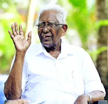 എം വി കോമൻനമ്പ്യാർ