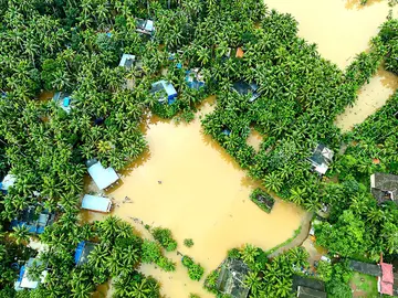 വെള്ളം കയറിയ നീലേശ്വരം ചാത്തമത്ത് പ്രദേശത്തിന്റെ ആകാശദൃശ്യം