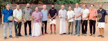 സീനിയർ സിറ്റിസൺ ടീം