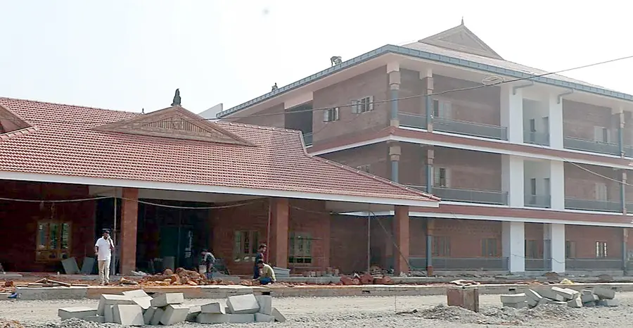 പടിയൂർ -കല്ല്യാട് പഞ്ചായത്തിൽ ഉദ്​ഘാടനത്തിന്​ സജ്ജമാകുന്ന  രാജ്യത്തെ ആദ്യ അന്താരാഷ്ട്ര  ആയുർവേദ ഗവേഷണകേന്ദ്രം 