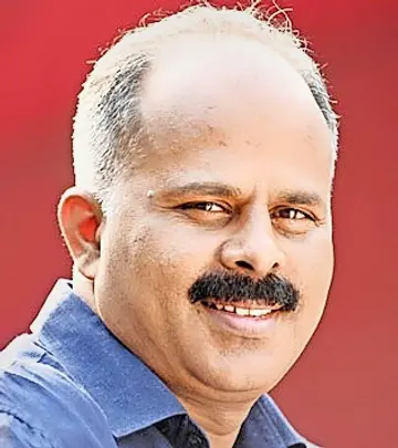 കെ വി സുമേഷ്    