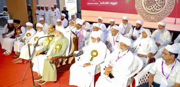 ജില്ലാ മിലാദ് കോൺഫറൻസിൽ ഇന്ത്യൻ ഗ്രാൻഡ് മുഫ്തി കാന്തപുരം എ പി അബൂബക്കർ മുസ്ലിയാർ മുഖ്യ പ്രഭാഷണം നടത്തുന്നു