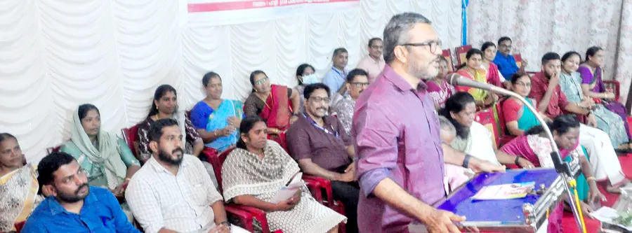 പാലക്കാട് ബ്ലോക്ക് പഞ്ചായത്ത് എബിസി കേന്ദ്രം കെട്ടിടം മന്ത്രി എം ബി രാജേഷ് ഉദ്‌ഘാടനം ചെയ്യുന്നു