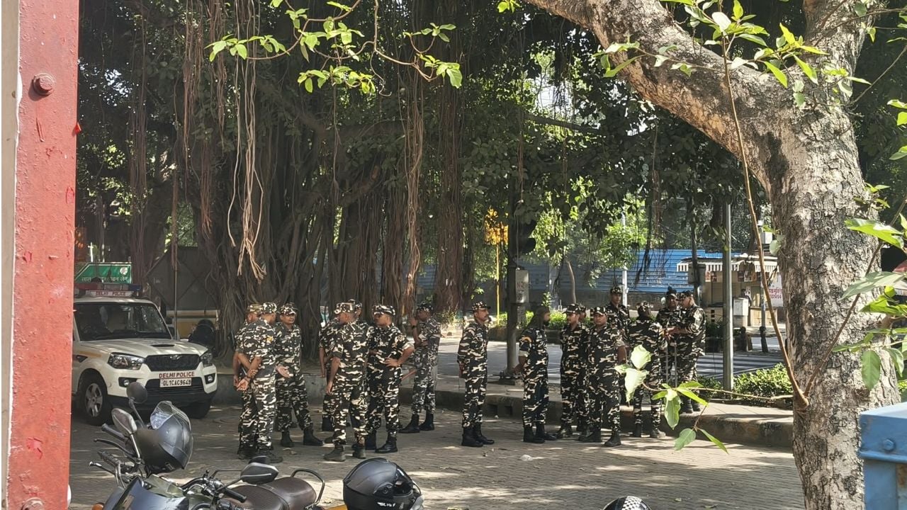 AKG Bhavan.jpg