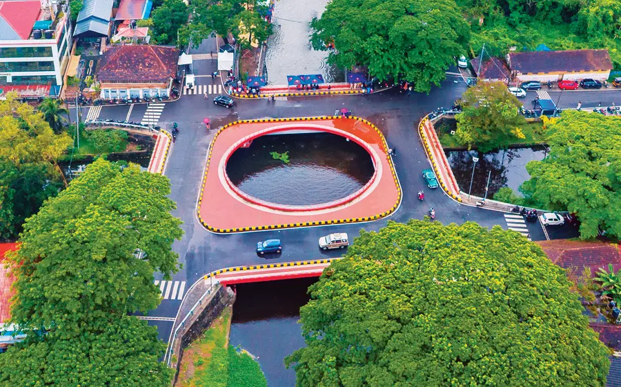 മന്ത്രി റിയാസ് ഉദ-്ഘാടനംചെയ്യുന്ന നാൽപ്പാലം