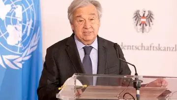 ANTONIO GUTTERES