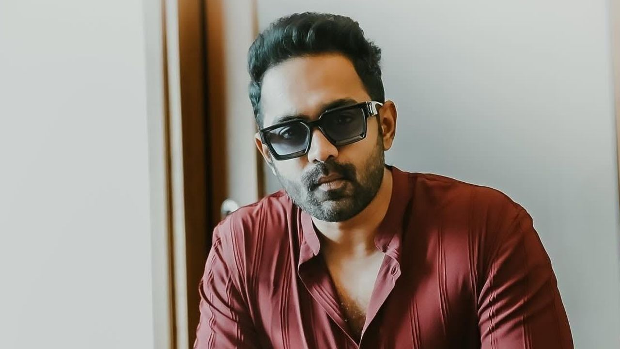 ASIF ALI