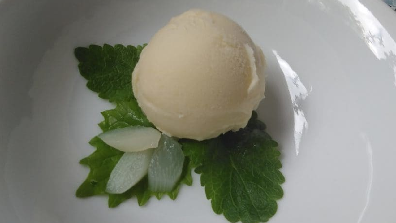 ASPARAGUS ICE CREAM