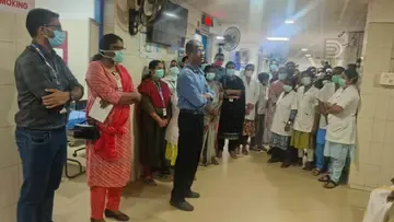 Adoor General Hospital Hostage by congress leader