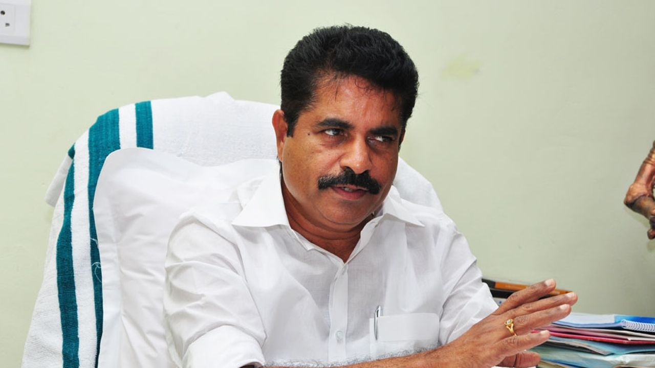 Adoor Prakash.jpg