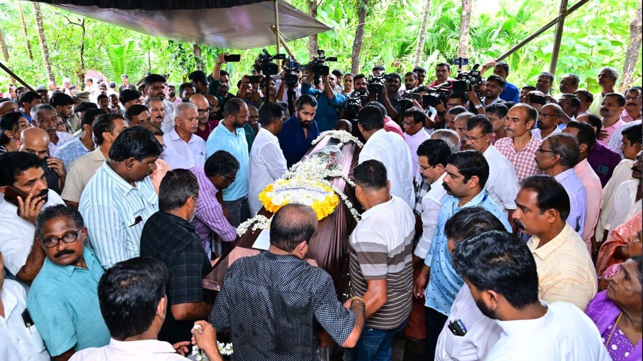 Akhil Joy main photo 1.jpg