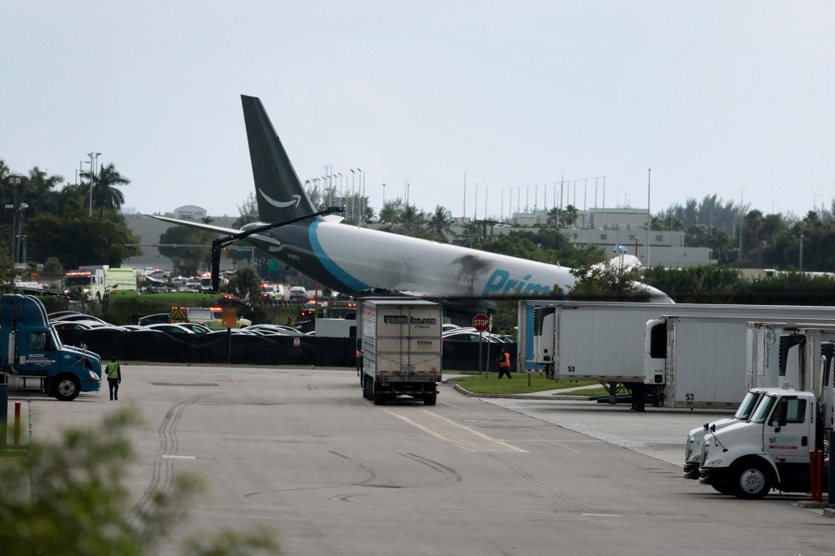 Amazon Cargo plane