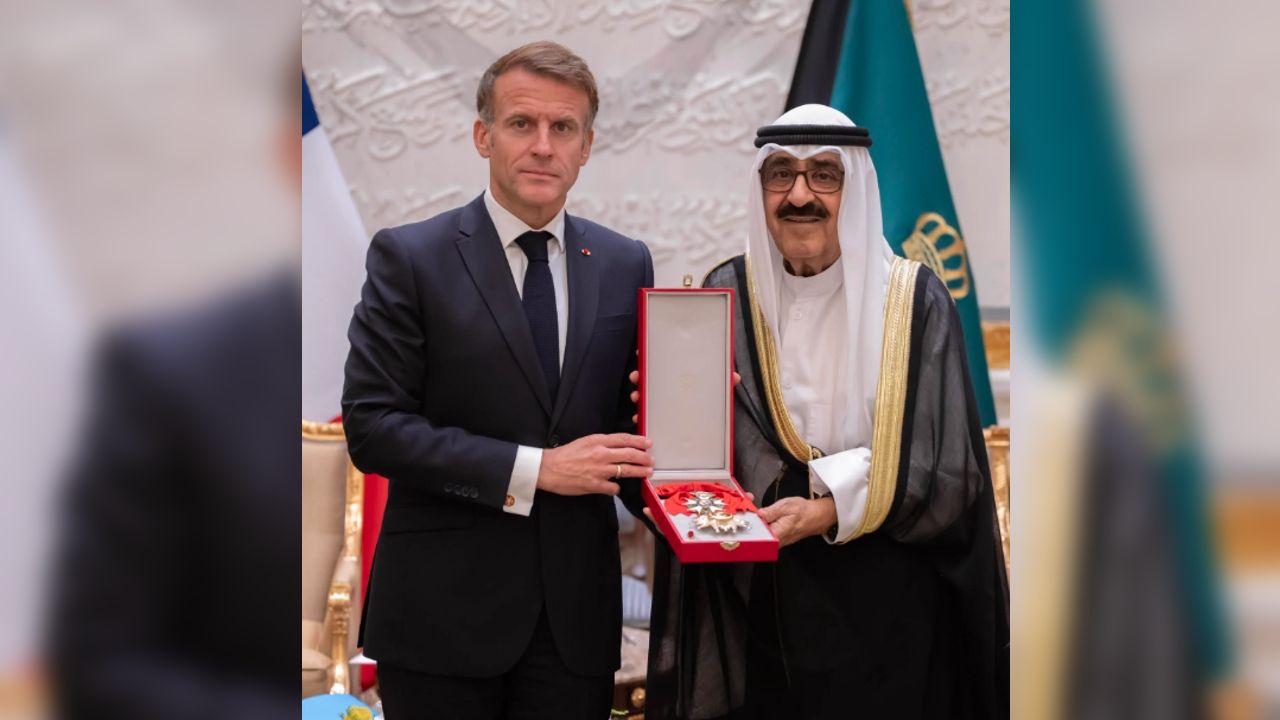 Amir Sheikh Mishal Al-Ahmad Al-Jaber Al-Sabah Emmanuel Macron 