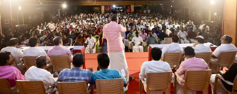 ആലപ്പുഴ നഗരസഭ ഇടതുപക്ഷ ജനാധിപത്യ മുന്നണി തിരഞ്ഞെടുപ്പ് കൺവൻഷൻ മന്ത്രി പി പ്രസാദ് ഉദ്ഘാടനംചെയ്യുന്നു