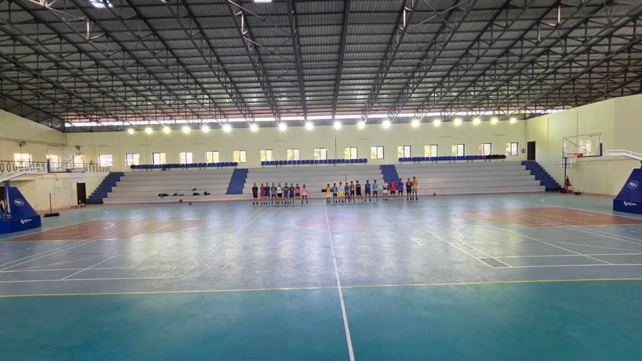 BASKET BALL