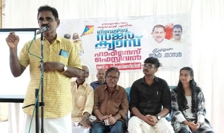 ബാലസംഘം ആലപ്പുഴ ഏരിയ ലീഡേഴ്സ് സമ്മർ ക്യാമ്പ് അജയ സുധീന്ദ്രൻ ഉദ്ഘാടനംചെയ്യുന്നു