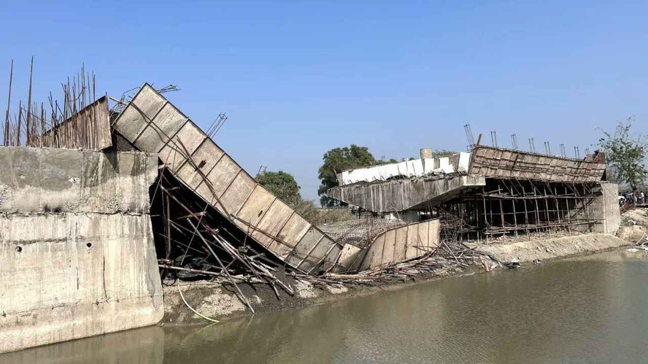 Bihar Bridge.jpg