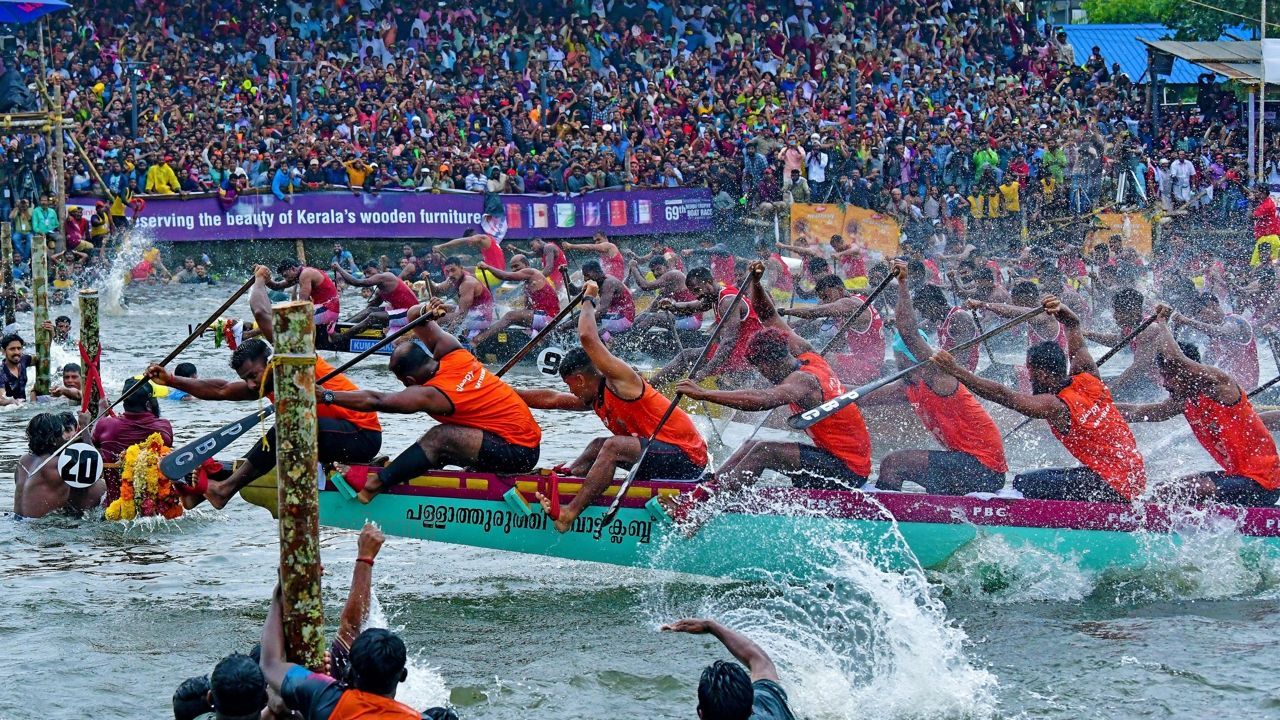 Boat race pallathuruthy club