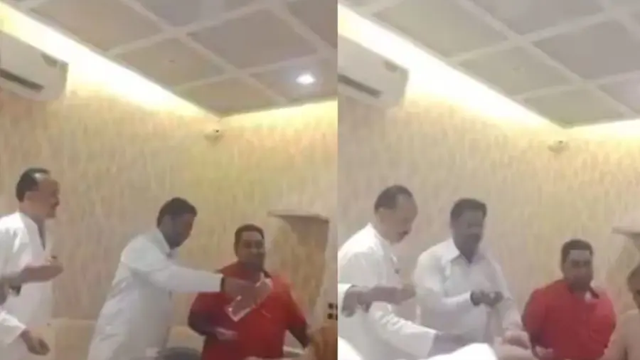 Bribe BJP Councillors Oath.jpg