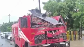 Building Collapse on Fire Engine.jpg