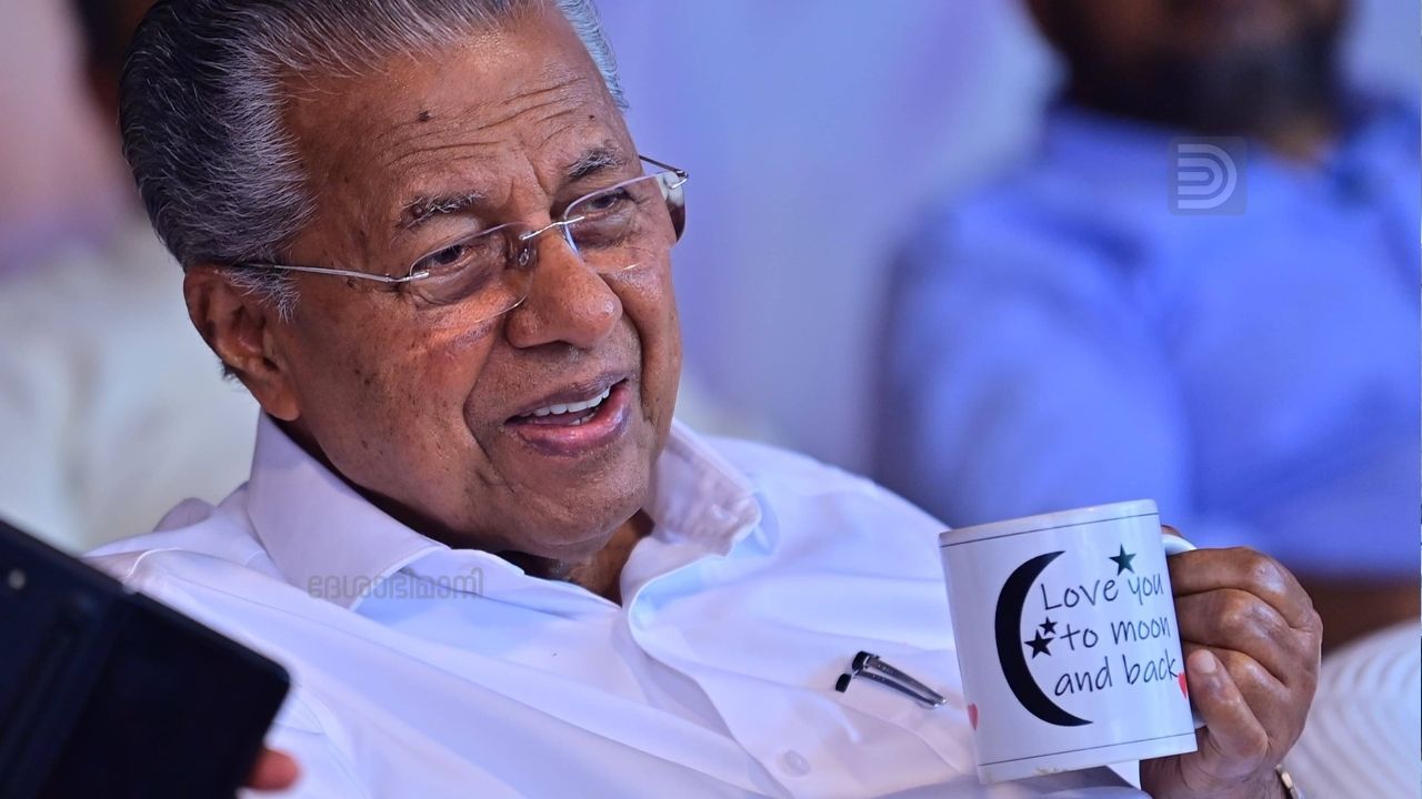 CM Pinarayi Vijayan with Coffee Cup