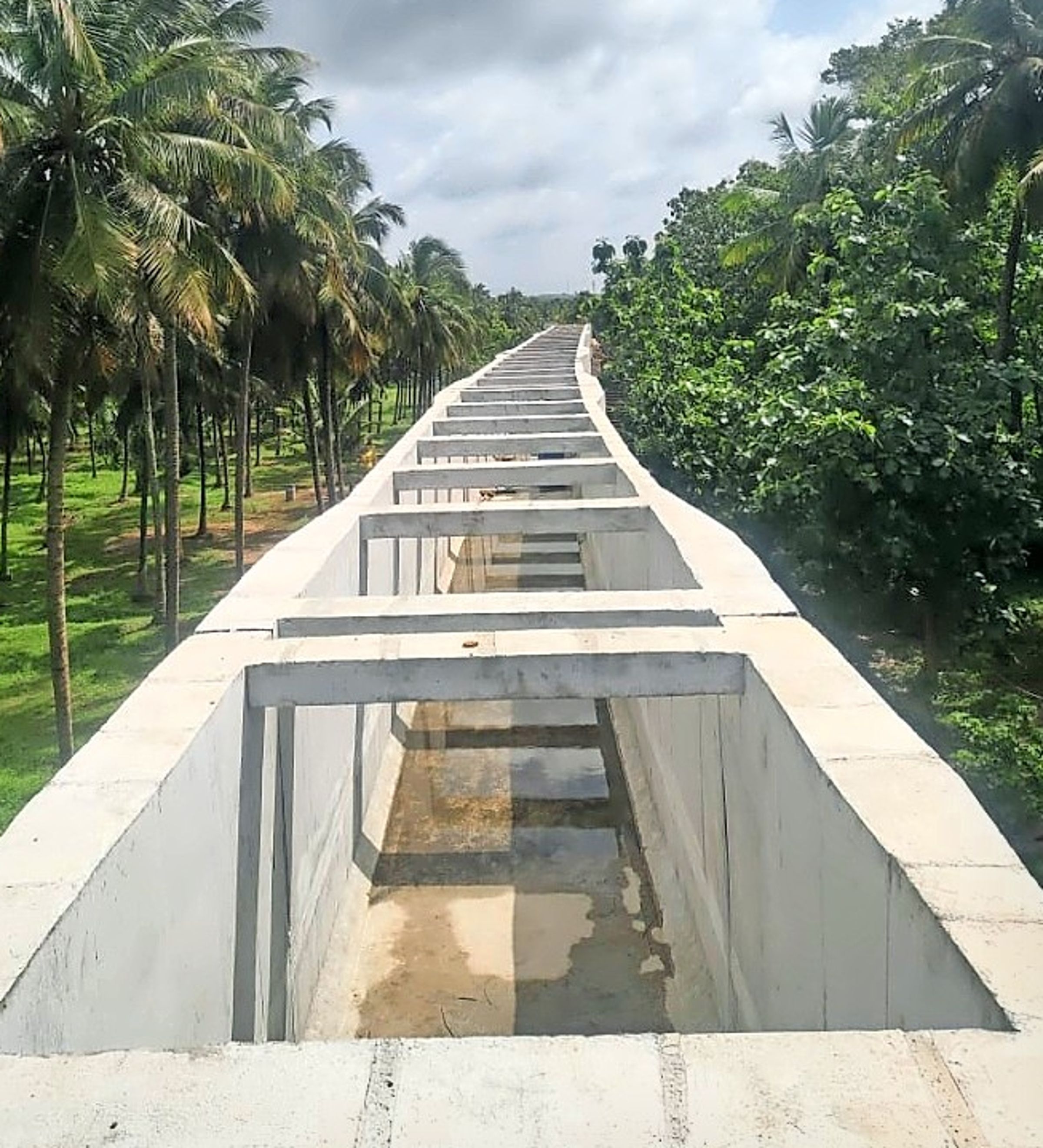 നിർമാണം പുരോഗമിക്കുന്ന മൂലത്തറ വലതുകര കനാൽ
