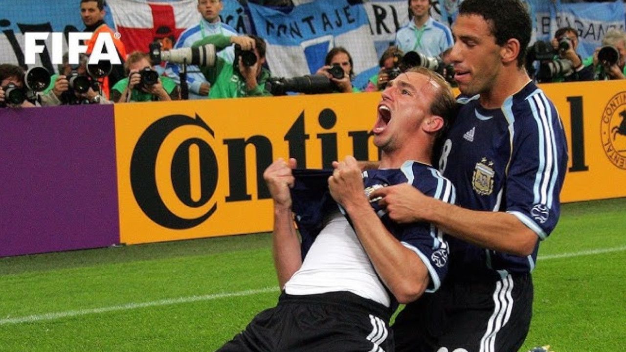 Cambiasso 1.JPG