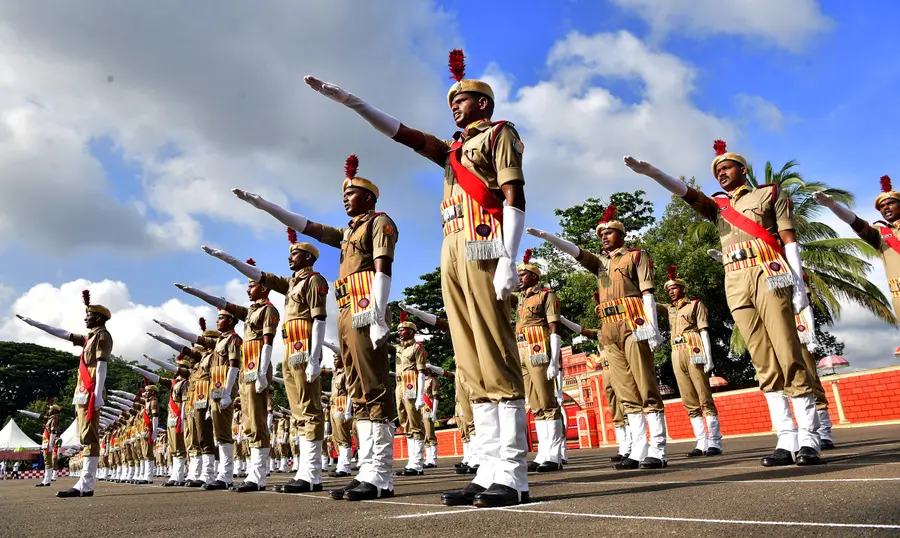 കേരളം, പുതുച്ചേരി അഗ്നിരക്ഷാസേന സംയുക്ത പാസിങ്  ഔട്ട് പരേഡ്‌   