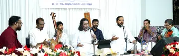 ലോക സംഗീത ദിനത്തോടനുബന്ധിച്ച്‌  വിയ്യൂർ നിത്യസഹായമാതാ പള്ളിയിൽ പാടും പാതിരിമാരായ  ഫാ.പോൾ പൂവത്തിങ്കൽ , ഫാ.ആൻജോ പുത്തൂർ അവതരിപ്പിച്ച സംഗീതക്കച്ചേരി