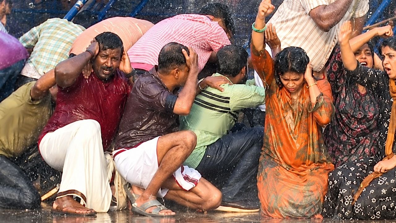 DYFI MARCH NEDUMBASSERY