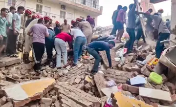 Delhi building collapse