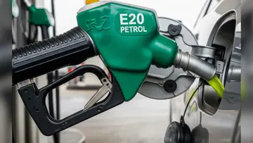E20