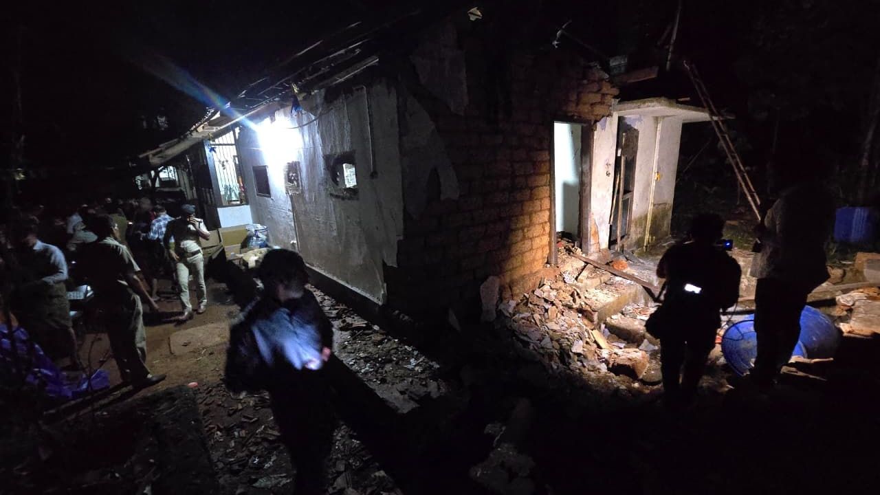 Firecracker Unit Blast Kunnamangalam