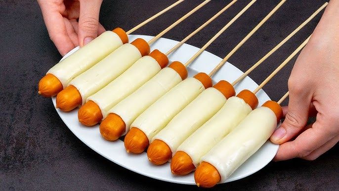 HOT DOGS.jpg