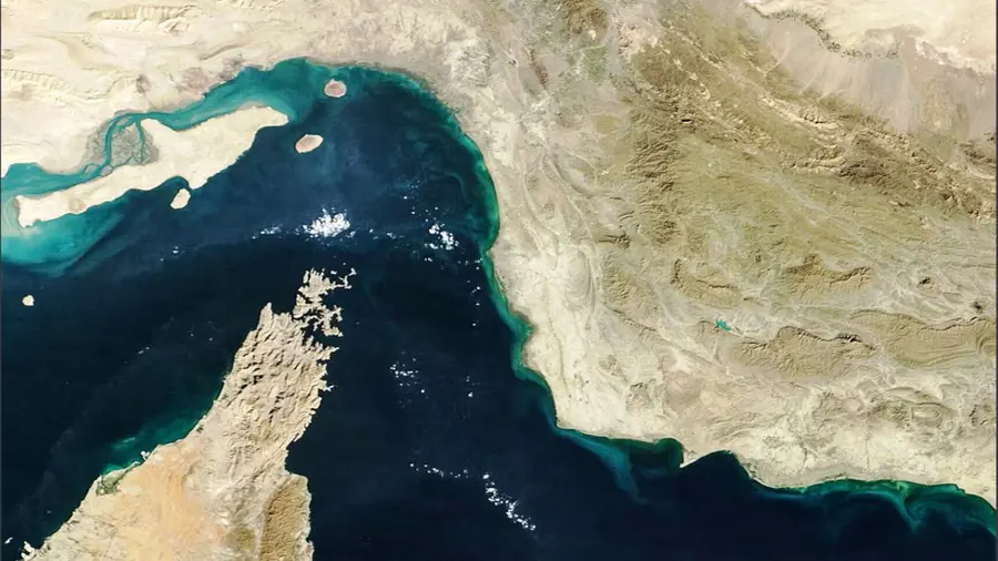 Hormuz straight