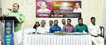 ആർ രമേശൻ അനുസ്‌മരണ സമ്മേളനം സിപിഐ എം ജില്ലാ സെക്രട്ടറി ആർ നാസർ ഉദ്ഘാടനംചെയ്യുന്നു