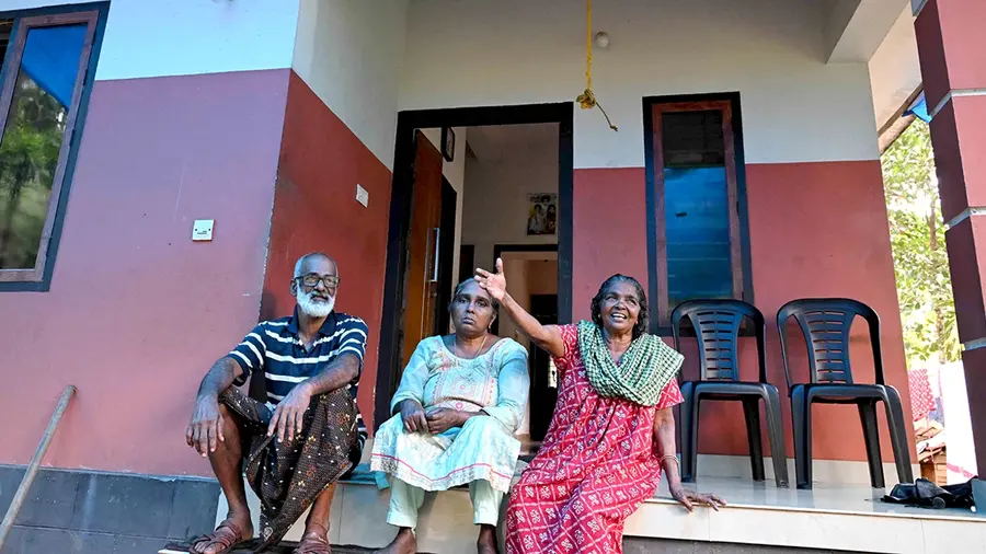 Hridayapoorvam.jpg