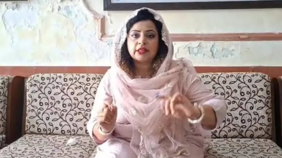 Huda Zariwala.jpg