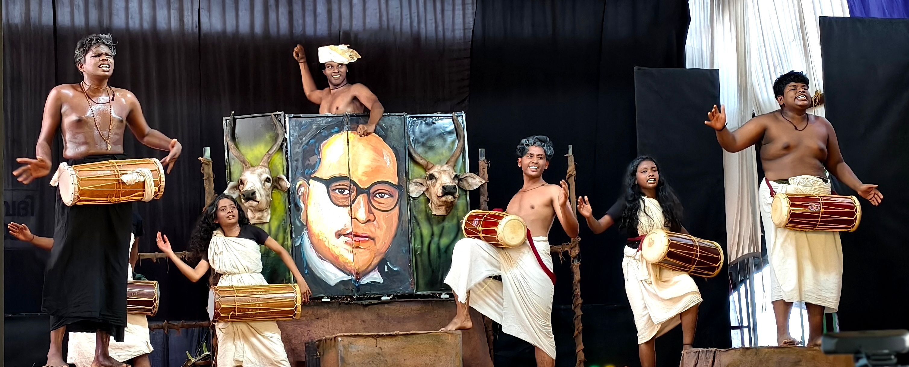  ചാവുസാക്ഷ്യം നാടകത്തിൽനിന്ന് 