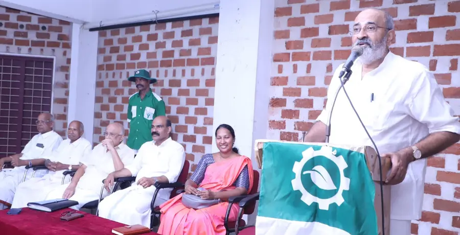 ഇന്ത്യൻ സോഷ്യലിസ്റ്റ് ജനതാദൾ ജില്ലാ സമ്മേളനം സംസ്ഥാന പ്രസിഡന്റ് മാത്യു ടി തോമസ് ഉദ്ഘാടനം ചെയ്യുന്നു